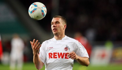 爱游戏平台-“法甲还有悬念，冠军争夺激烈进行中”，法甲冠军含金量