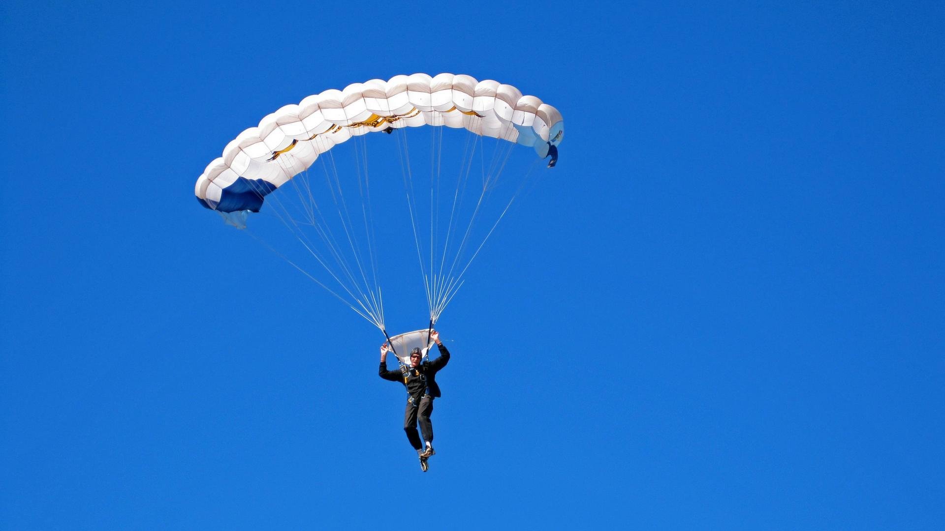 “足球+科技”创新创业大赛火热举行,激发行业创新潜能,足球创新创业计划书